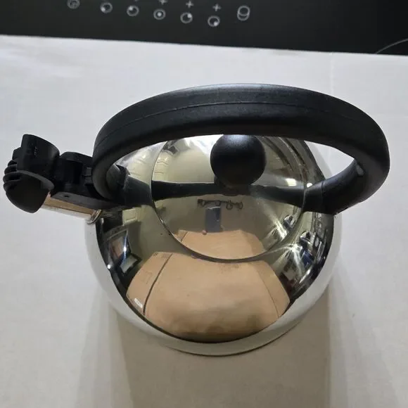 Classic Stainless Steel Whistling Tea Kettle - 2 Quart Stovetop Teapot - Mirror - Picture 4 of 10